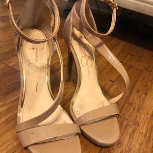 Jessica Simpson size 7 heel